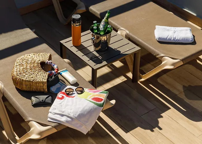 Zuza Slim Suites